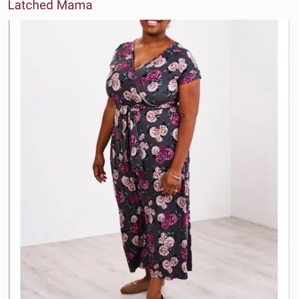 Latched Mama Jumpsuit size XS 💖
